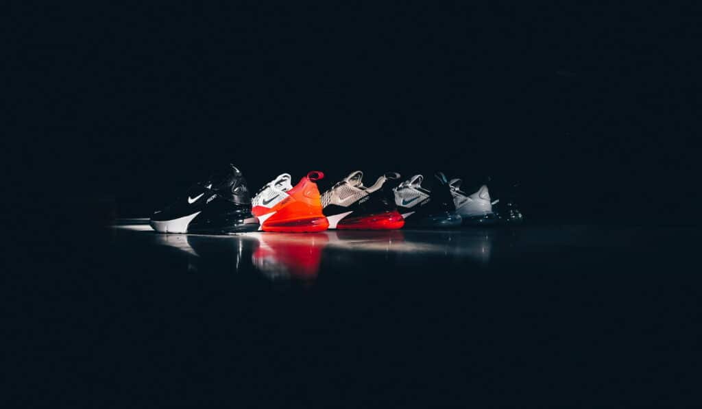 Global sneakers market-BuyShares.co.uk